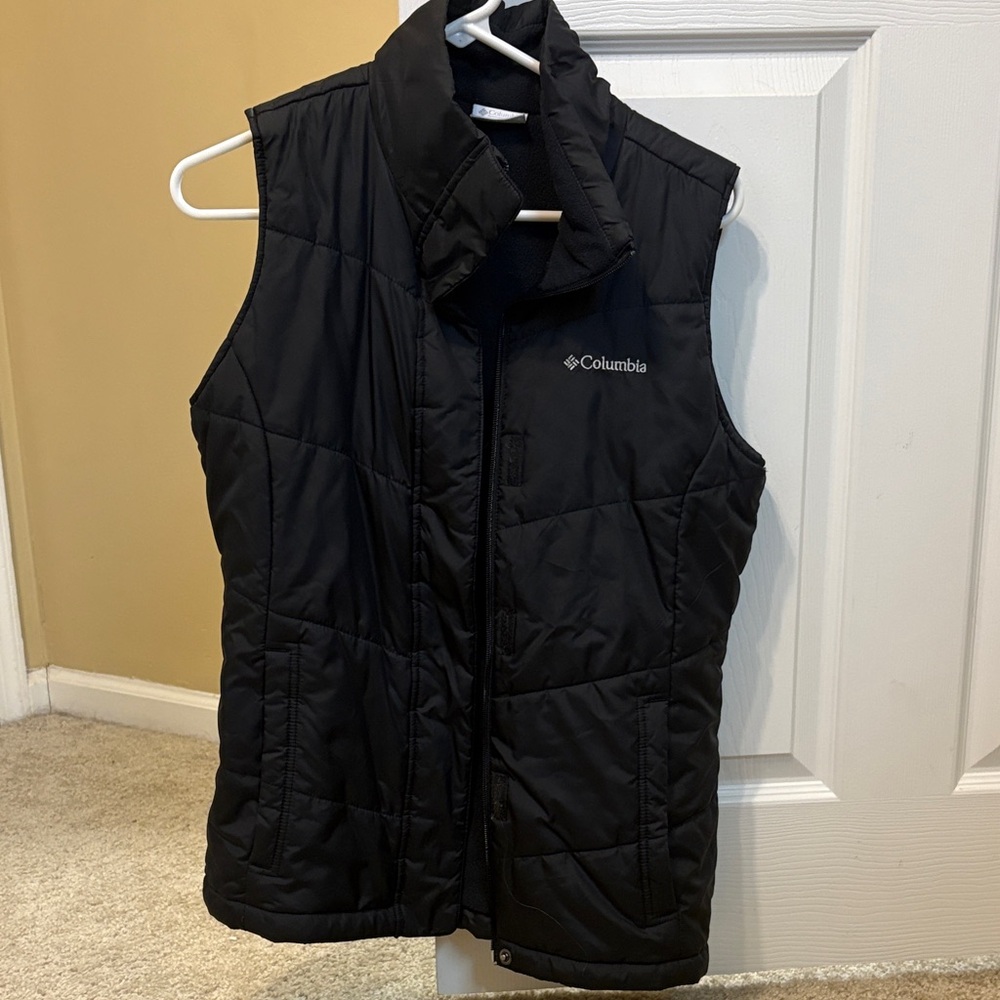 Columbia Quilted Black Vest